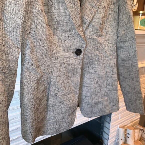 Lafayette 148 NY Linen Blend Black Gray Fitted Single Button Blazer Size 2 - Picture 4 of 6